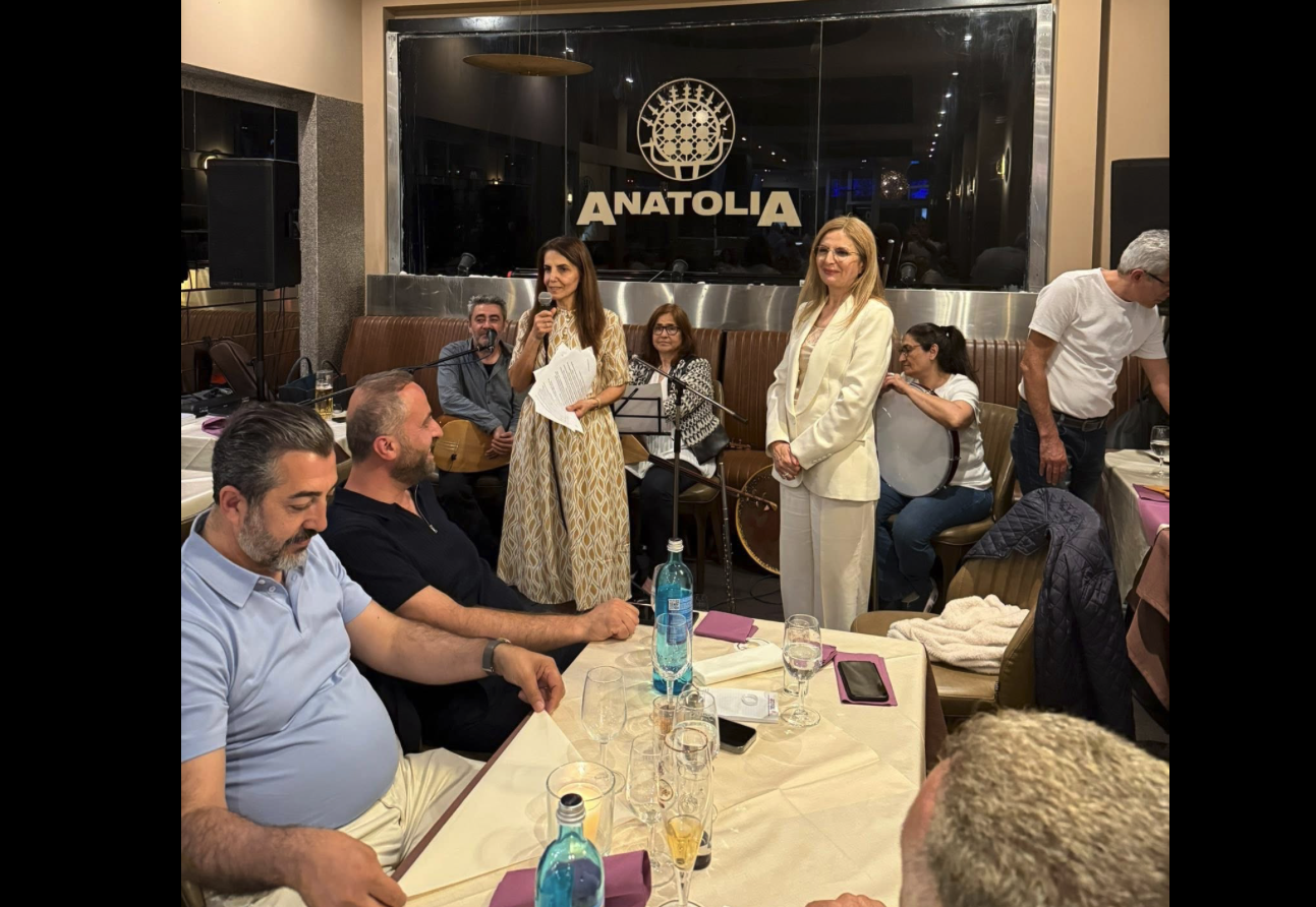   Mayıs Tebriği   Anatolia Restaurant Yemeği