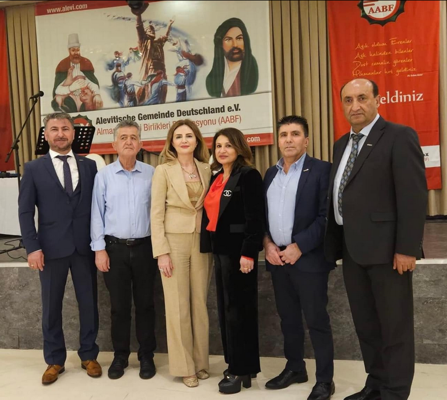 Avrupanın en güçlü Alevi örgütlenmesi olan Almanya Alevi Birlikleri Federasyonunun      yıl kutlamasında