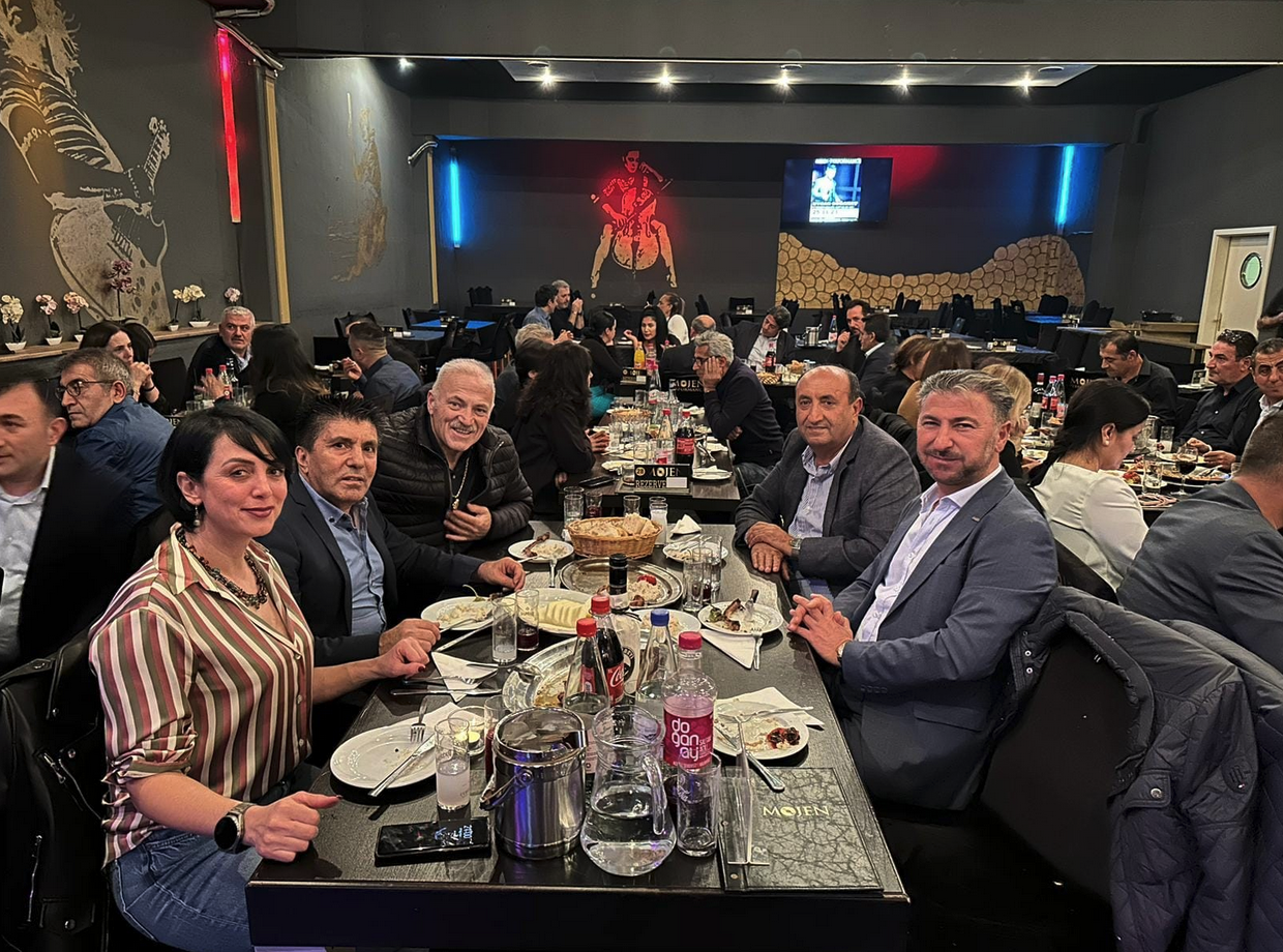 Nadir Temiz  in Mojen Performance mekanındayız