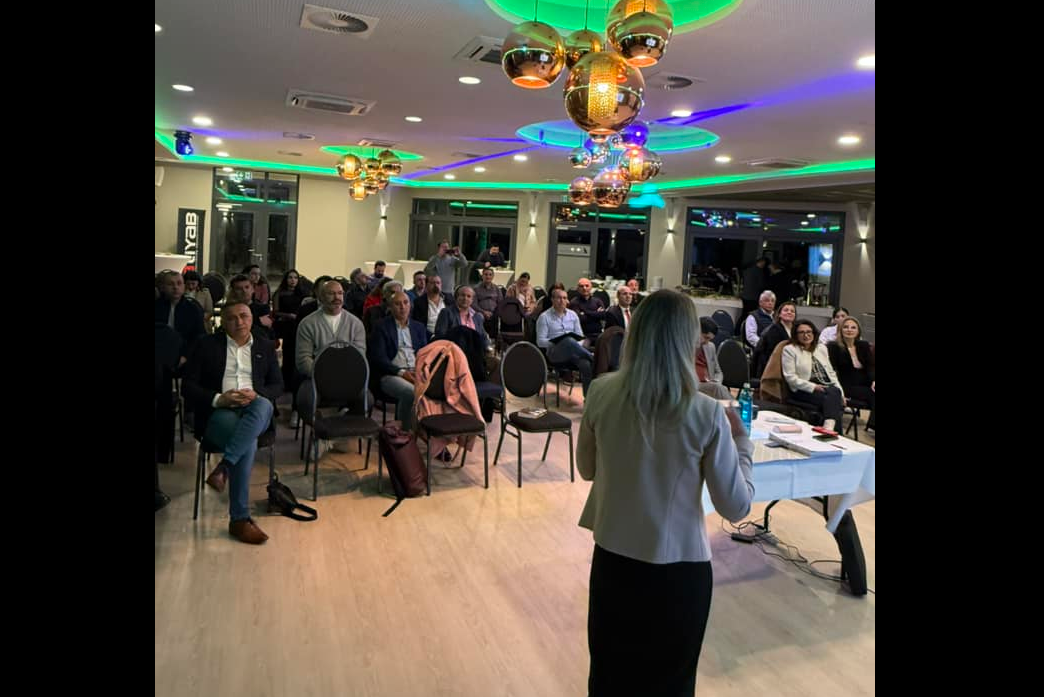 Informationsversammlung für Frau Gibbert-Puppe von der WI Bank wird ein neues Unternehmen einrichten