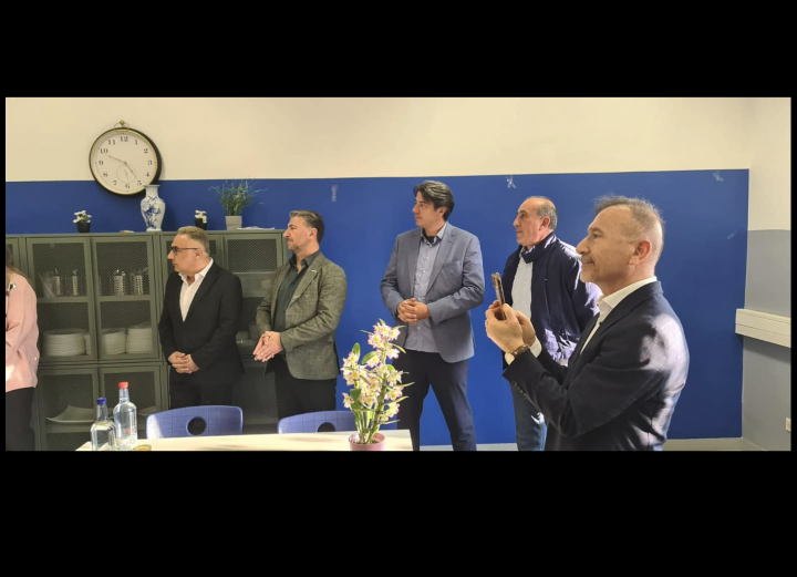 İKS İnterkulturelle Schule Rhein-Main  Dr. İsmail Özkan ve Frankfurt Başkonsolosluğu-Eğitim Ateşeliği işbirliği