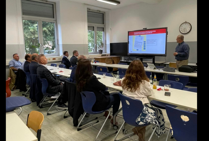 İKS interkulturelle Schule  de