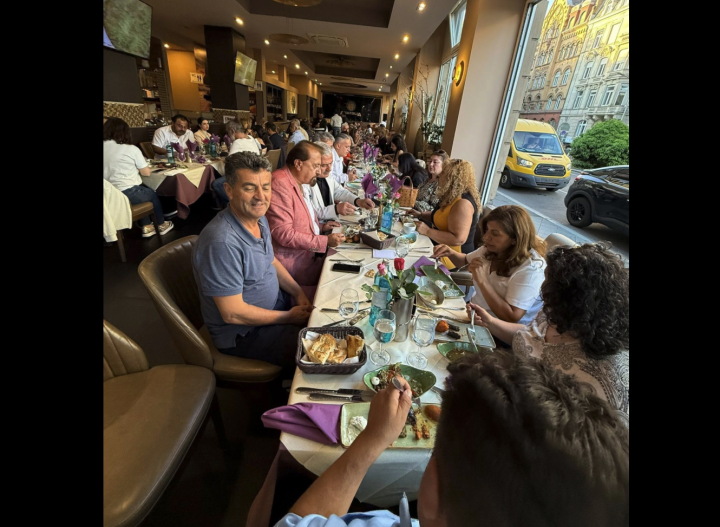 1 Mayıs Tebriği & Anatolia Restaurant Yemeği