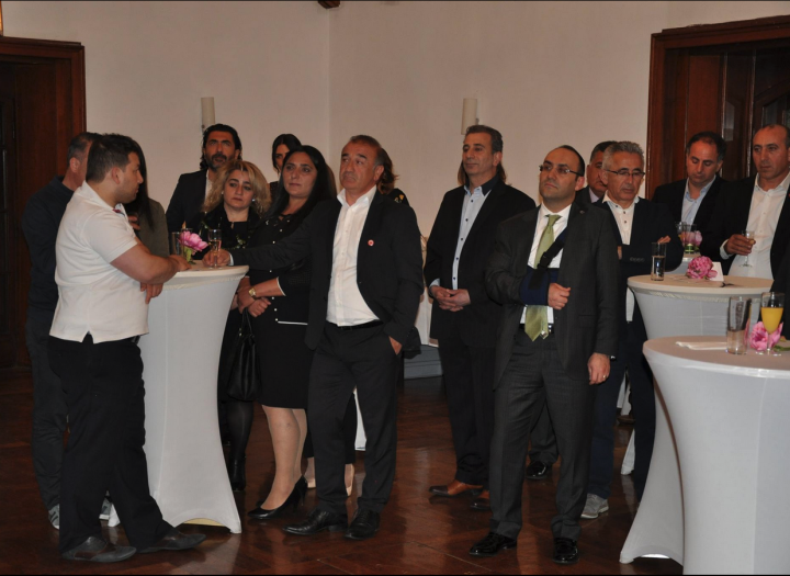 ATİYAB HESSEN İŞ ADAMLARINI SCHLOSS USINGEN’DE KONUK EDİYOR