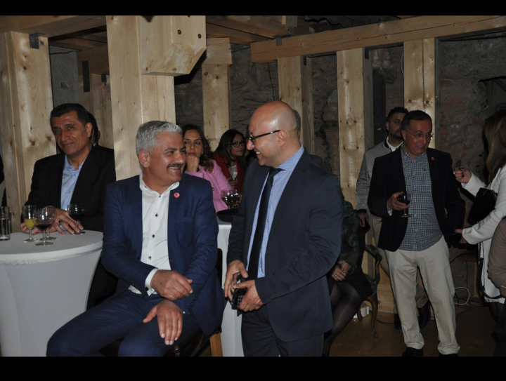 ATİYAB HESSEN İŞ ADAMLARINI SCHLOSS USINGEN’DE KONUK EDİYOR