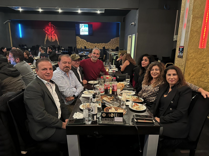 Nadir Temiz' in Mojen Performance mekanındayız